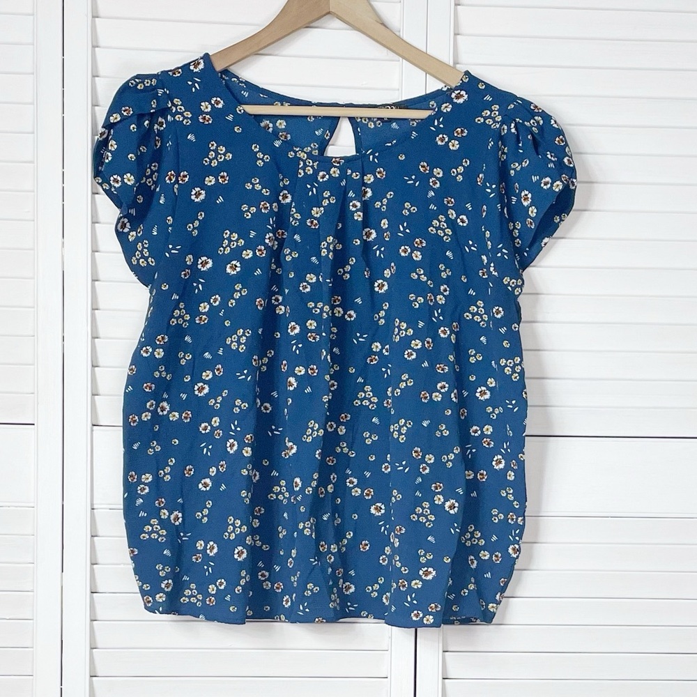 Paper moon tulip-sleeve floral blouse